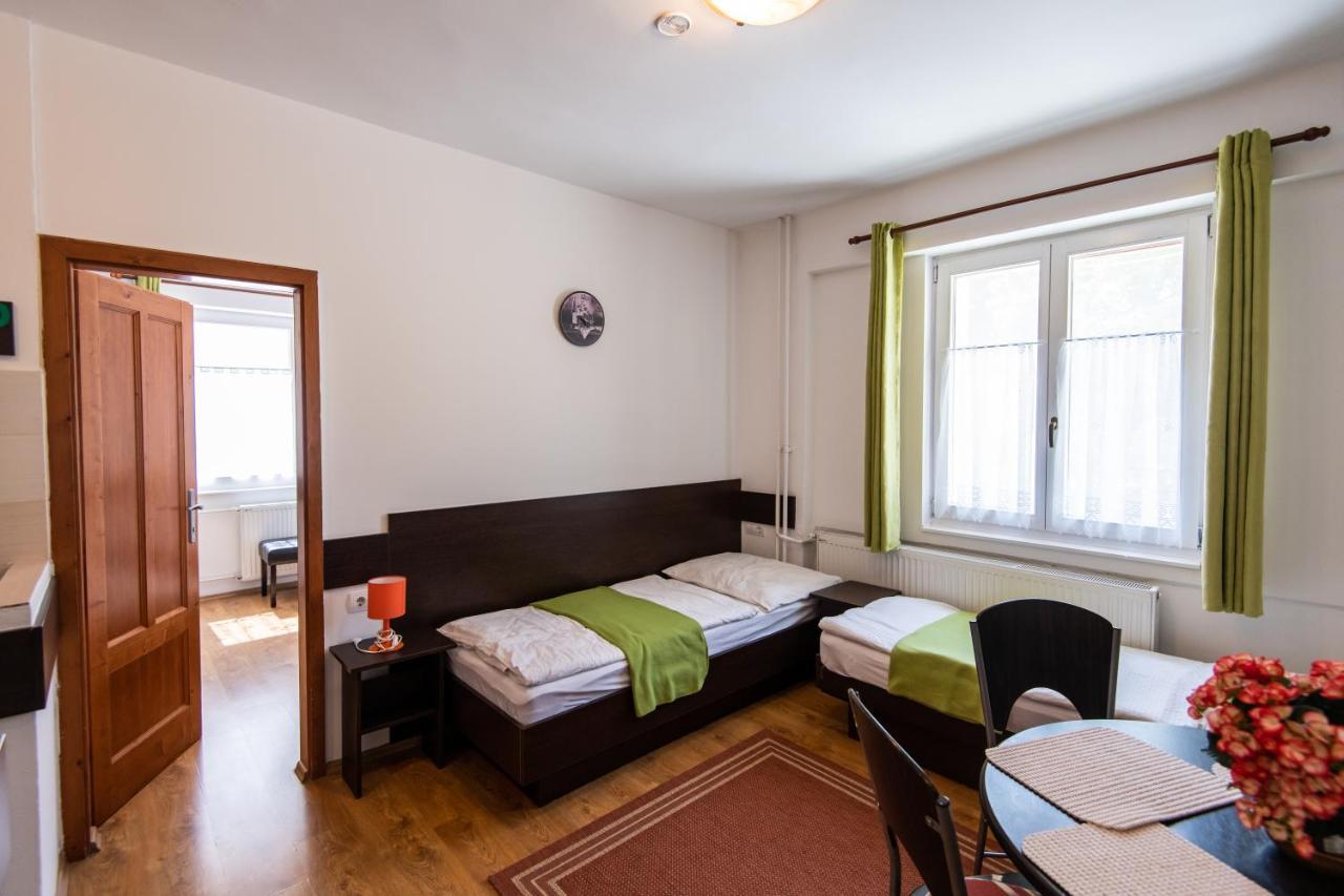 Hello Apartmanhaz Sopron Exterior photo