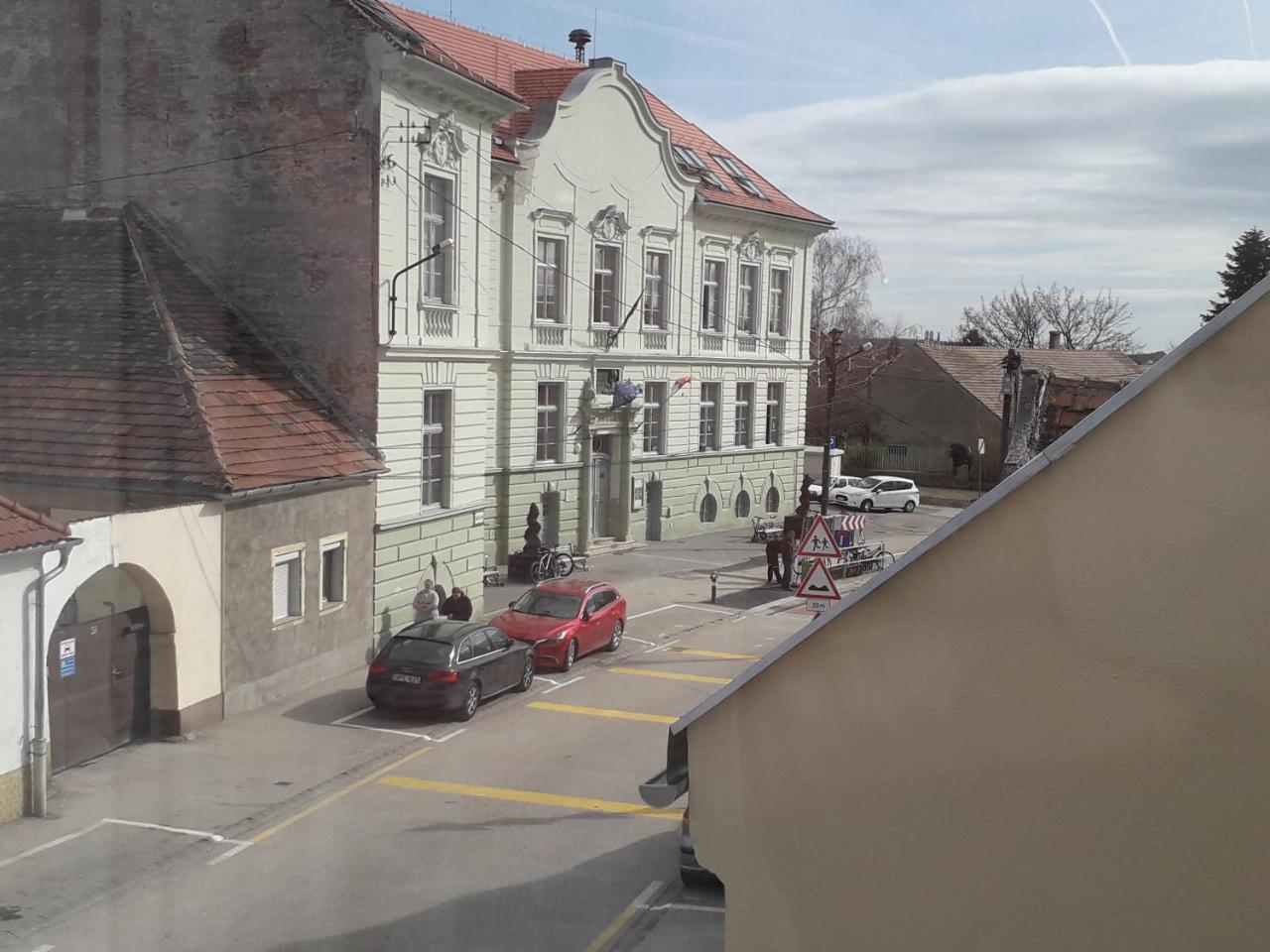 Hello Apartmanhaz Sopron Exterior photo