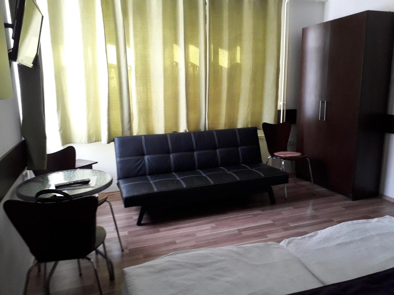 Hello Apartmanhaz Sopron Exterior photo